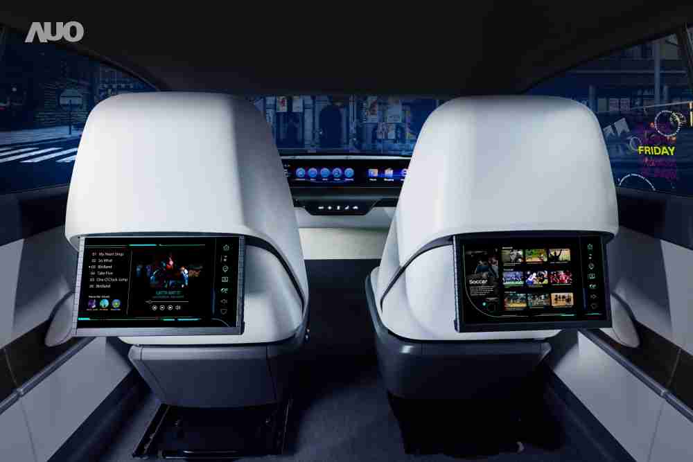 牛牛游戏新一代Smart Cockpit 2024，，，，以Micro LED先进显示技术优势，，，，创建〝可卷式后座娱乐显示器〞，，，，仅在互动时才显示出所需画面及信息，，，，扩充更丰富的娱乐和交互信息服务，，，获国际奖项荣耀