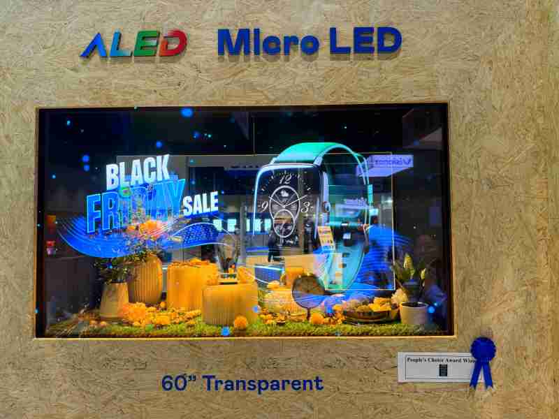 牛牛游戏60吋高透明度Micro LED显示器获”最佳Micro LED技术应用奖”，，，将Micro LED面板透明化之设计特性极致发挥，，，，以可扩展性无缝拼接技术打造，，，具备600 nits全画面亮度、、、大于60%穿透率及超过NTSC 110%的优异广色域表现，，可依需求灵活应用于各种场域